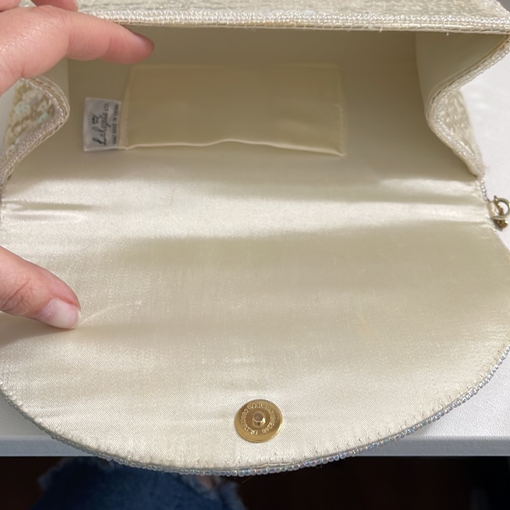 La Regale Purse - Picture 14 of 16